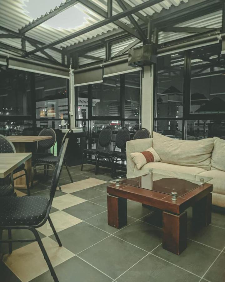 Aruuman Hotel Simpanglima Семаранг Экстерьер фото